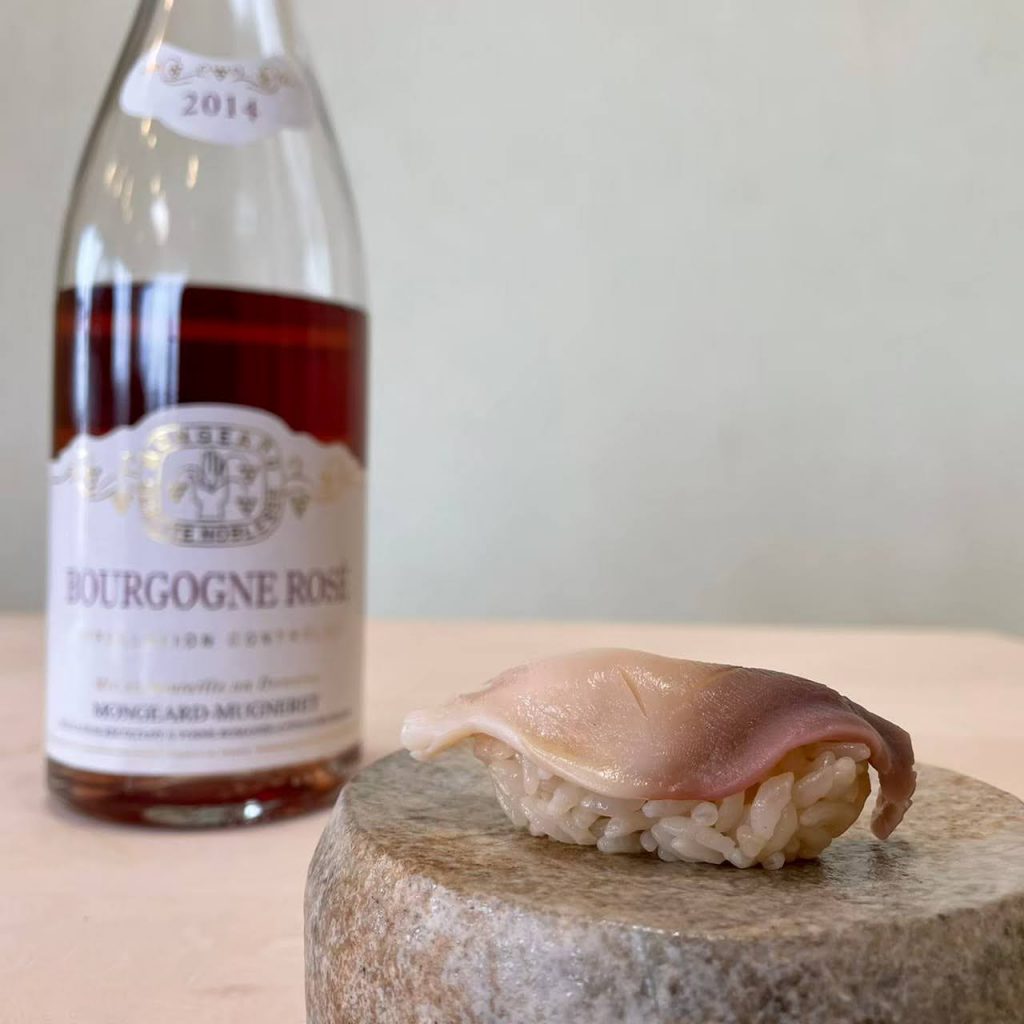 ホッキ貝×ドメーヌ・モンジャール・ミュニュレ ブルゴーニュ ロゼ 2014（Domaine Mongeard-Mugneret Bourgogne Rosé 2014）